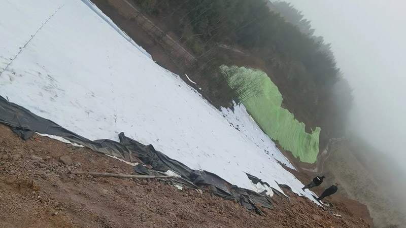 單布單膜已成云南垃圾填埋場(chǎng)的防滲衛(wèi)士